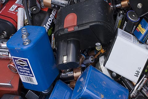 安顺回收电瓶价钱|锂电池的回收公司