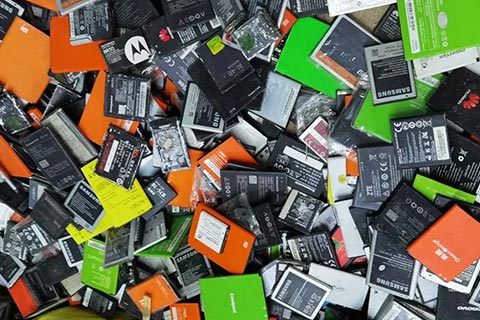 哈尔滨超威CHILWEE废旧电池回收-废弃锂电池回收